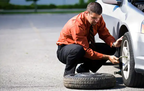 تعبیر خواب تعویض لاستیک ماشین برای زن متاهل و باردار و دختر مجرد از روانشناسی