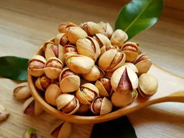 تعبیر خواب پسته خام خریدن برای زن متاهل و باردار و دختر مجرد از روانشناسی