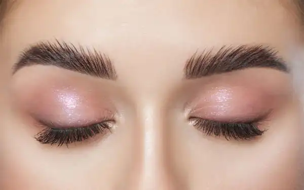 تعبیر خواب آرایش سایه چشم برای زن متاهل و باردار و دختر مجرد از روانشناسی