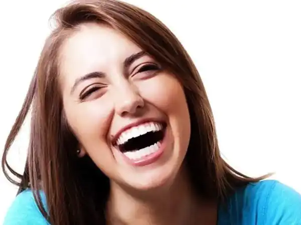 تعبیر خواب تبسم دیگران برای زن متاهل و باردار و دختر مجرد از روانشناسی