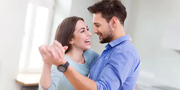 تعبیر خواب تبسم معشوق برای زن متاهل و باردار و دختر مجرد از روانشناسی