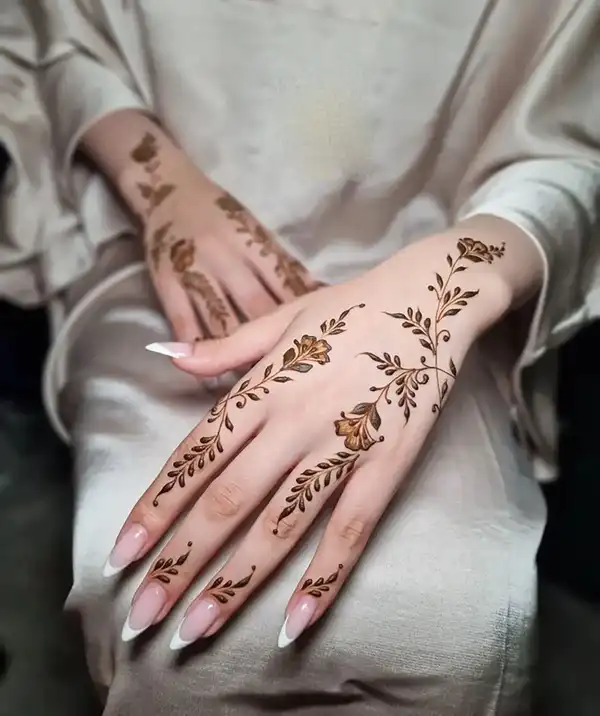 مدل حنا ساده و شیک + طرح های لاکچری حنا ساده و شیک جدید دخترانه