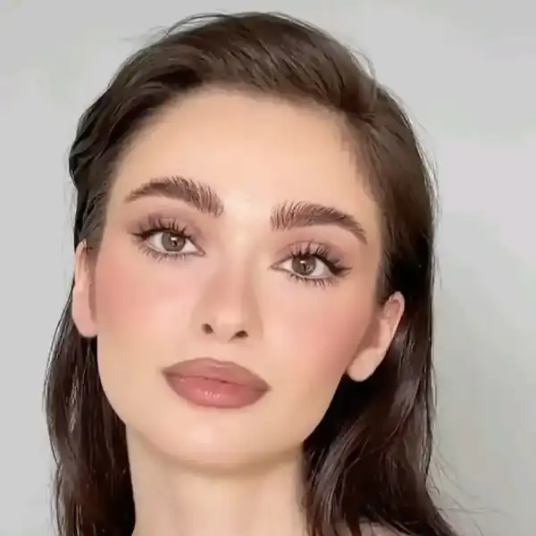 مدل آرایش صورت ساده + کیوت و خاص ترین آرایش صورت ساده لایت دخترانه 