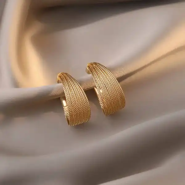مدل گوشواره استیل رنگ ثابت + طرح های فوق العاده لاکچری و جذاب گوشواره استیل رنگ ثابت
