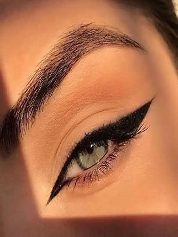 مدل خط چشم آسان + طرح های ساده و کلاسیک شیک خط چشم آسان دخترانه و زنانه