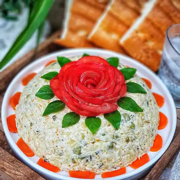 مدل سالاد الویه ساده + ایده های جذاب با تزیینات خاص سالاد اولویه ساده