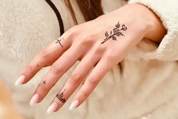 طرح مدل حنا + ایده های جذاب برای طرح مدل حنا روی دست دخترانه و زنانه