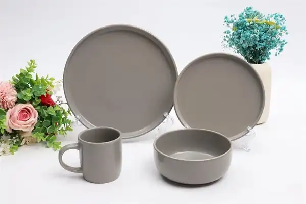 ظروف استون ور تز + طرح های جذاب و ساده و بروز ظروف استون ورتز جدید
